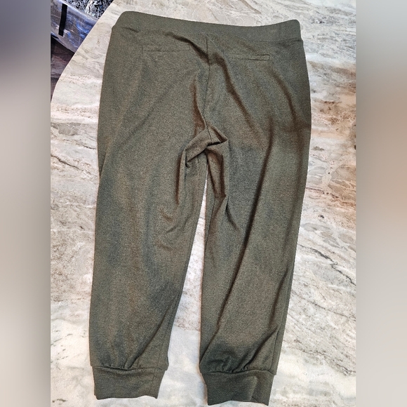 Torrid Women’s Plus 2 (18/20) Olive Green Jogger Pants Zip Pockets Cuffed Hem - Picture 8 of 10
